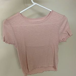 AMERICAN EAGLE PINK BABY TEE
